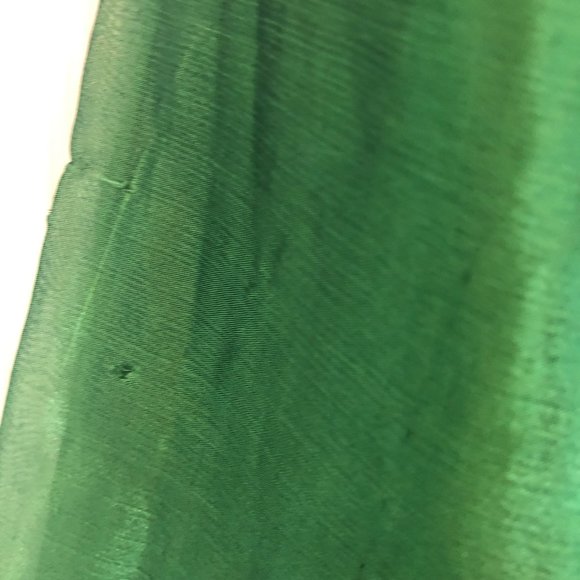 Handmade Embroidered Kurta Set With Green Lucknowi Chikankari Straight Kurta - Picture 7 of 14